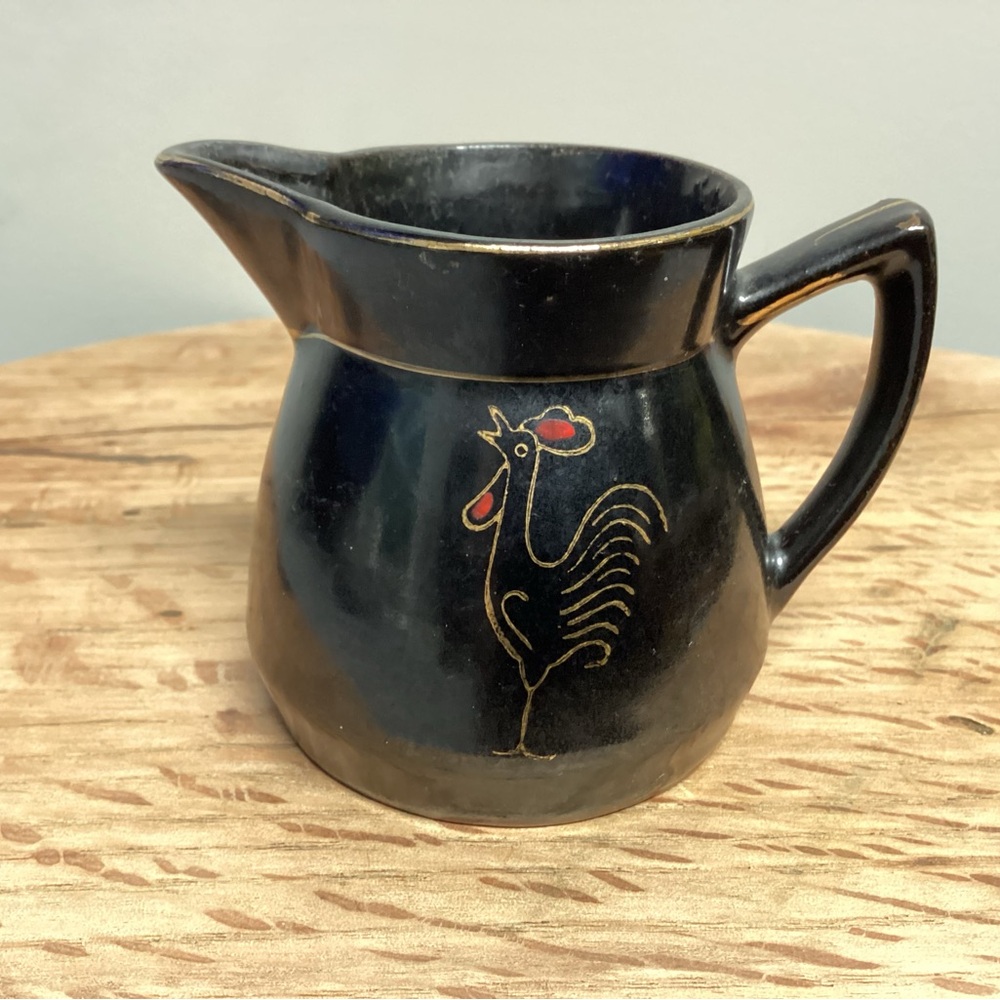 ⚫️ Vintage Ceramic Crafted - Farmhouse Themed Coffee / Tea Creamer - Cute